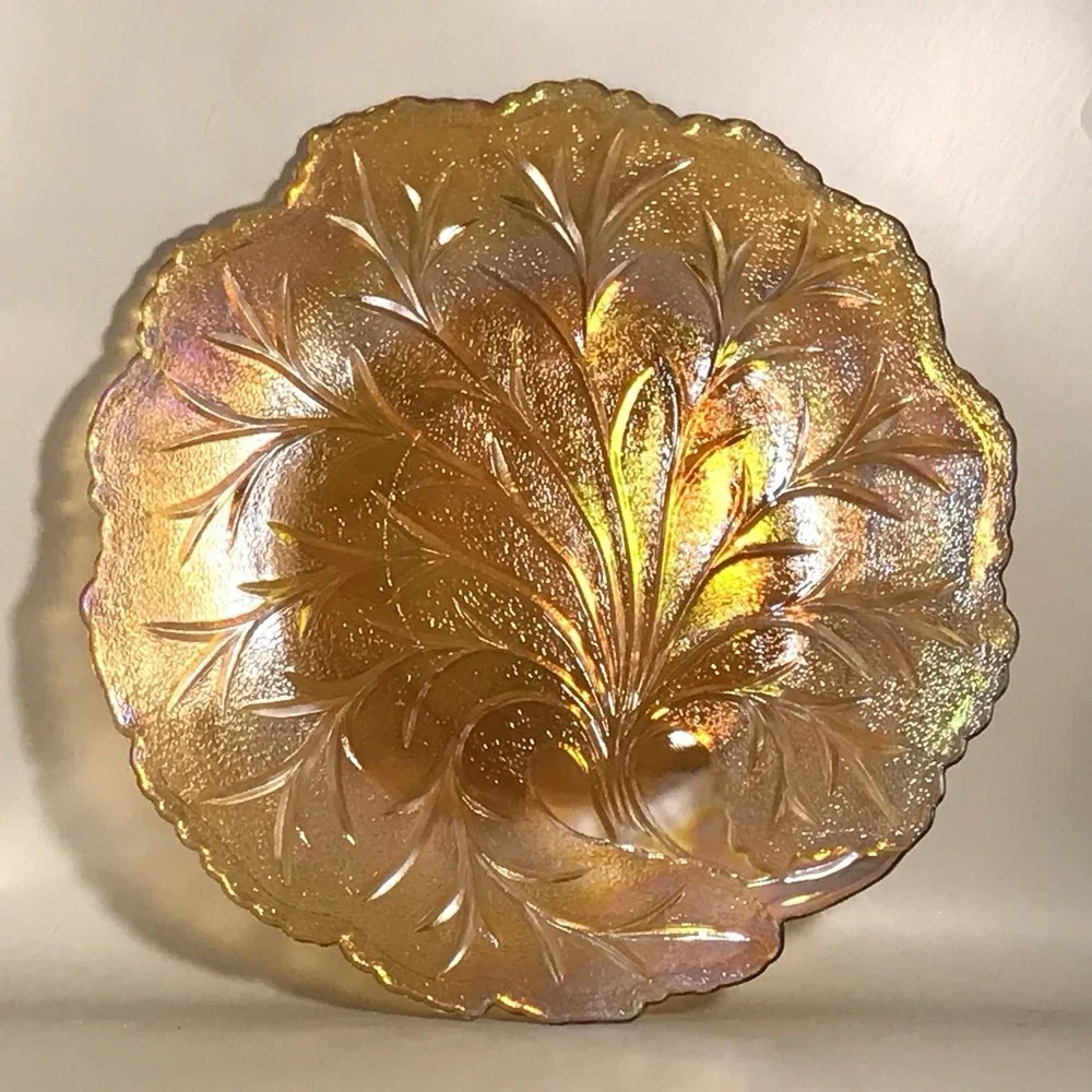 Indiana Glass/Carnival‎ Glass Orange Marigold Leaf 10